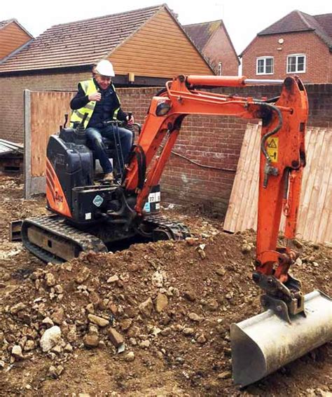 Digger Hire Borehamwood 